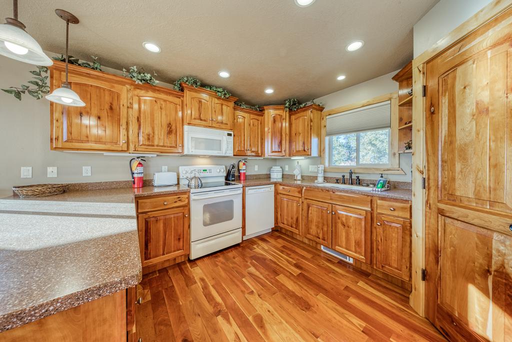 Aspen Drive 1402 - thumb 2