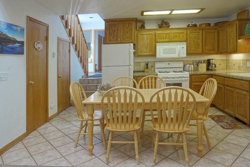 Aspen Meadows 11 - thumb 2