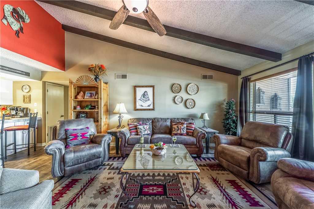 Aspen Run Condo 1A, 3 Bedrooms, Fireplace, Patio, WiFi, Sleeps 6 - thumb 2