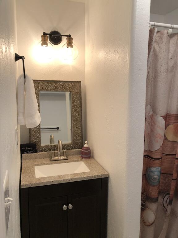 Asta Waterfront Suite - thumb 3