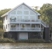 At Water's Edge - Tourism Bookings