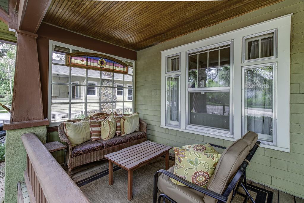 Authentic Craftsman Bungalow W/ Hot Tub - thumb 1