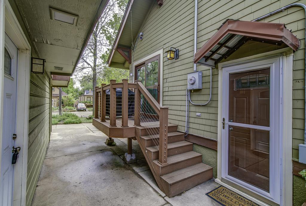 Authentic Craftsman Bungalow W/ Hot Tub - thumb 0