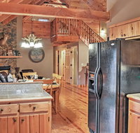 Authentic Creekside Log Cabin with Decks in Ellijay - USA Accommodation