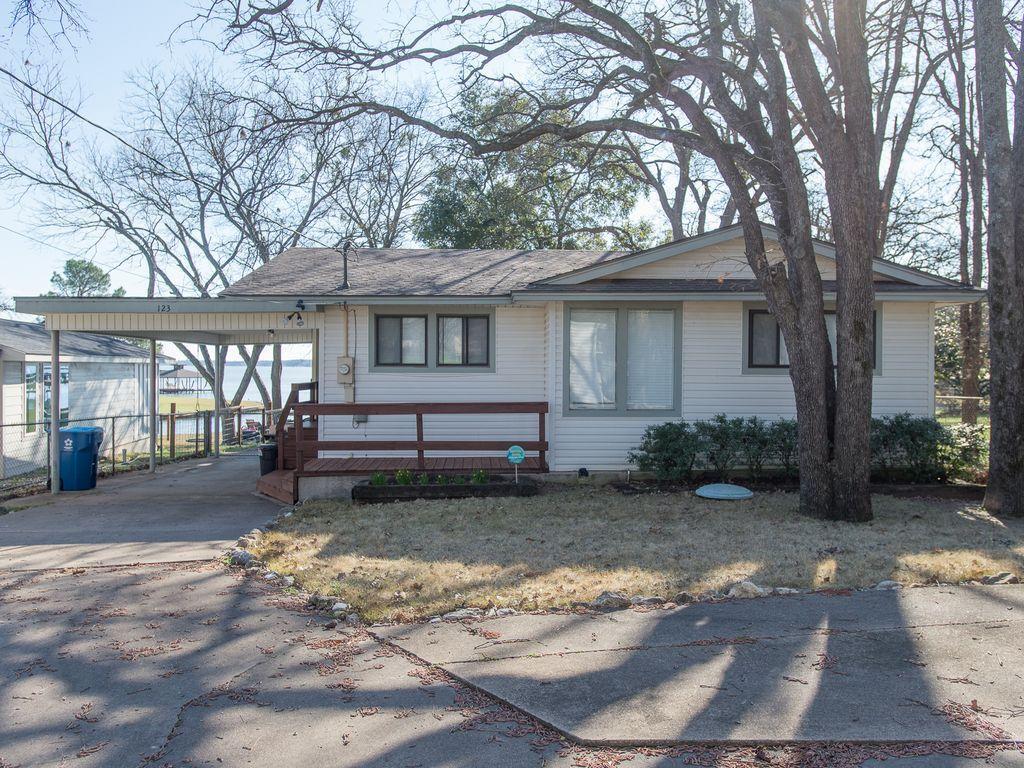 Autumn Wood - Cozy Cottage On Cedar Creek Lake - thumb 3