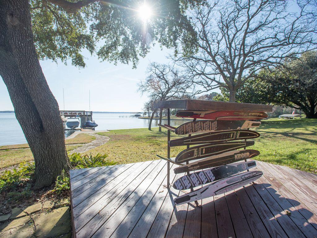 Autumn Wood - Cozy Cottage On Cedar Creek Lake - thumb 1