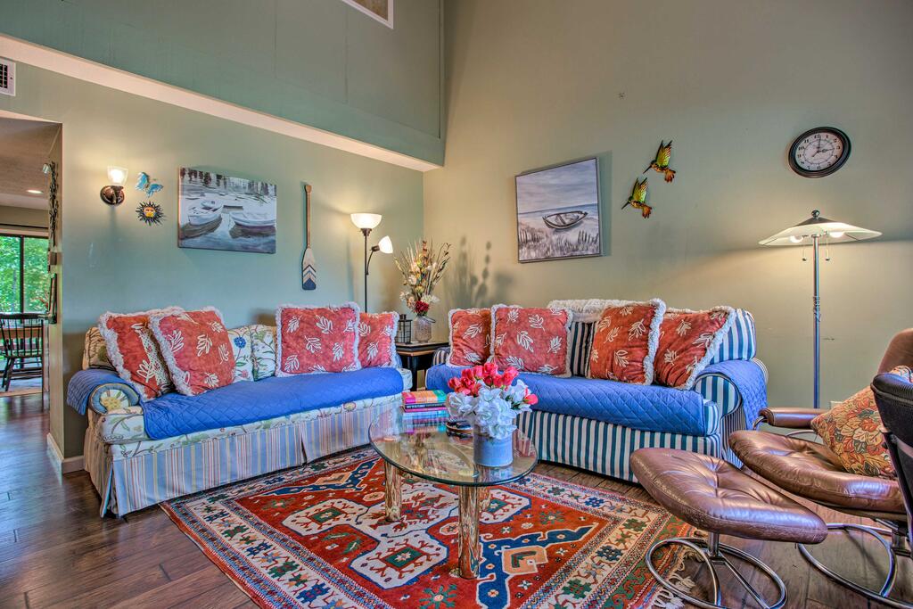 Bald Mtn Lake Townhome With Deck & Pool Access! - thumb 0