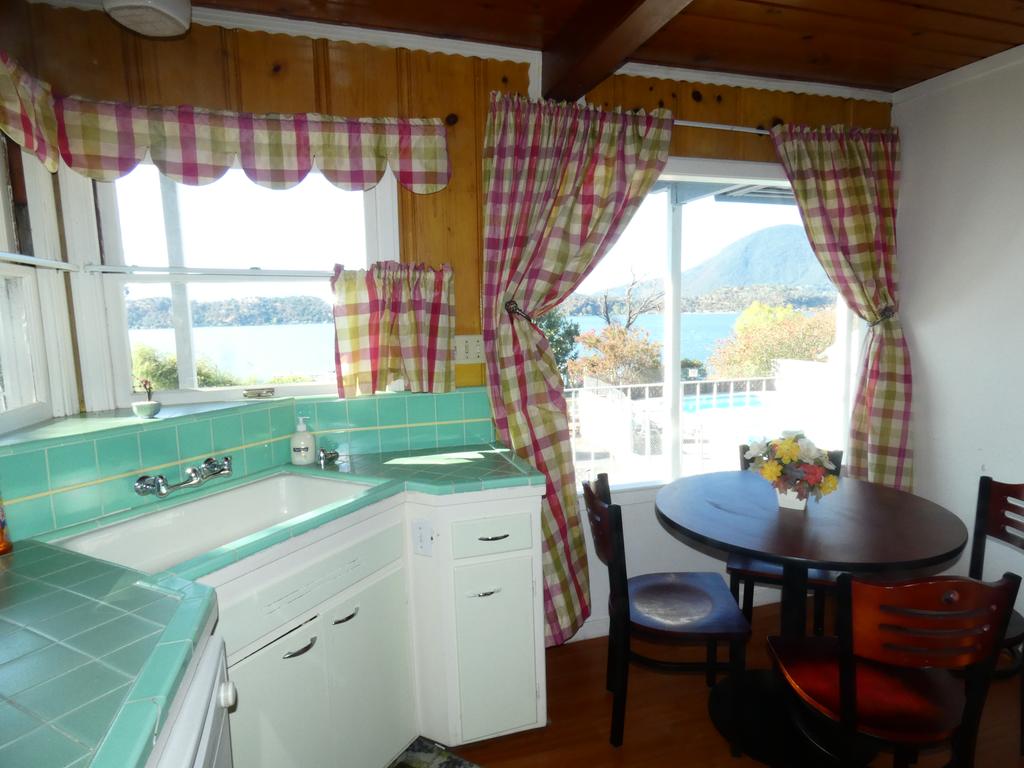 Baldwin's Retreat - thumb 1