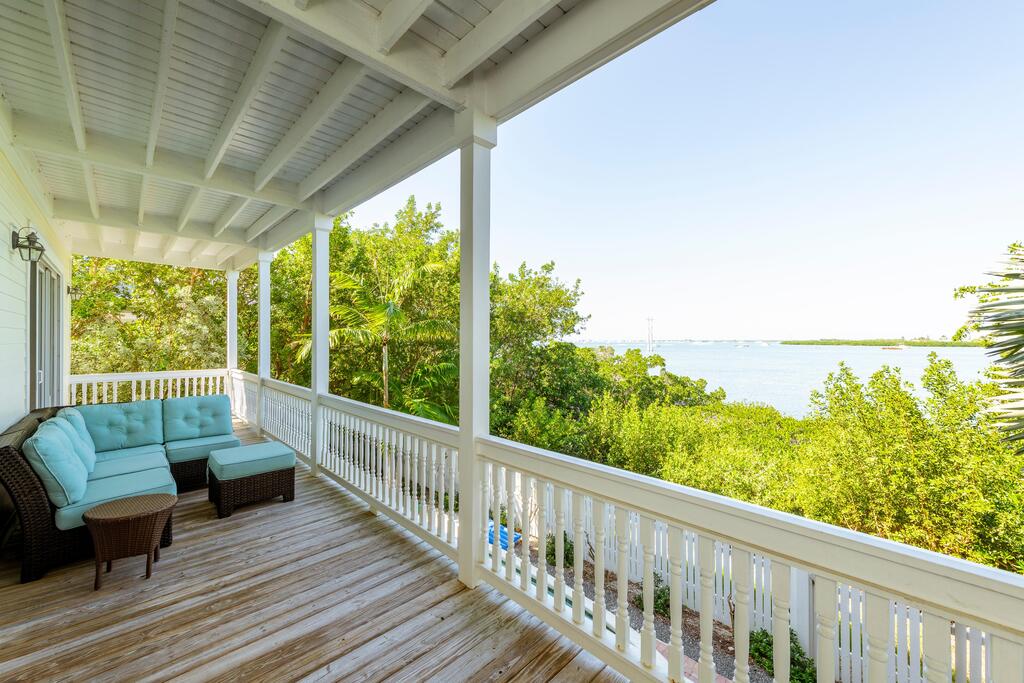 Banana Breeze - thumb 1