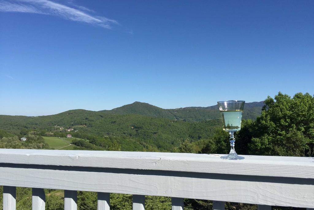 Banner Elk Home With Mtn Views, BBQ & Pool Table - thumb 3