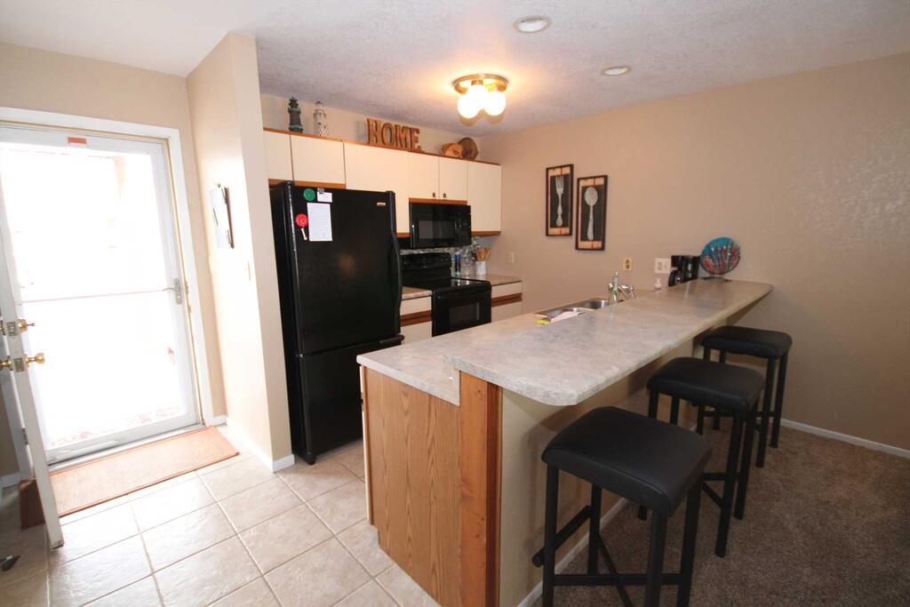 Baypoint Condo - thumb 1