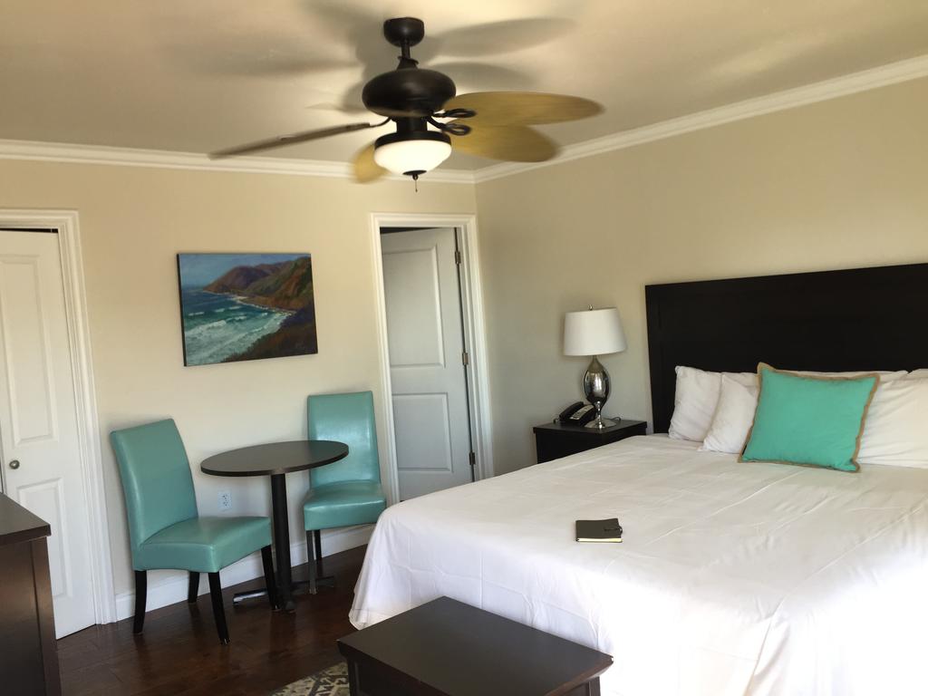 Beach Bungalow Inn And Suites - thumb 2