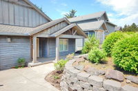Beach Bunkhouse Tourism Bookings