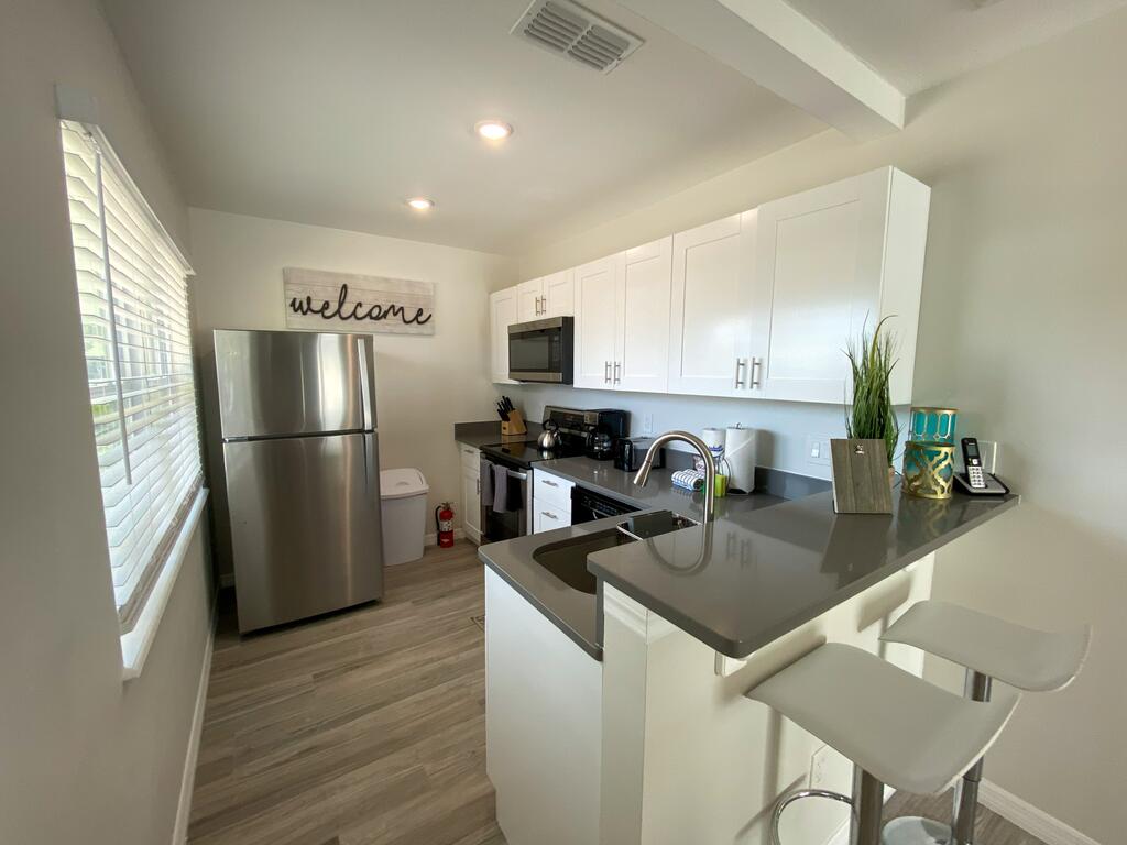 Beach Escape - thumb 2