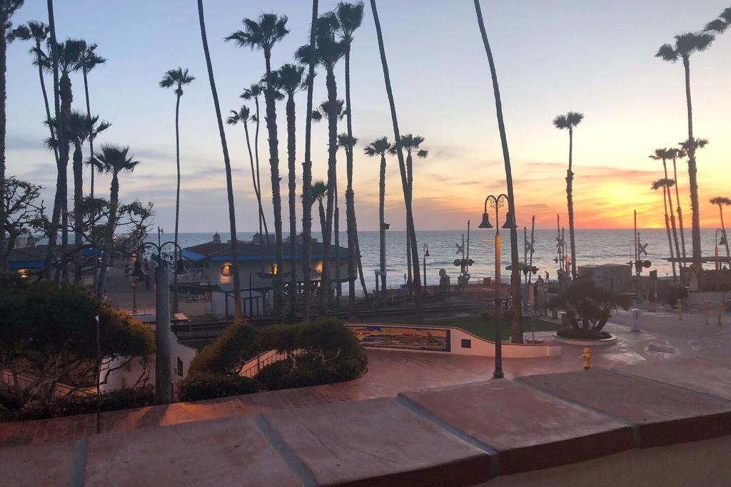 BEACH FRONT AT THE SAN CLEMENTE PIER - thumb 2