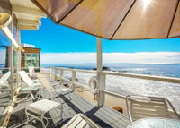 Beachfront Malibu Home Tourism Bookings
