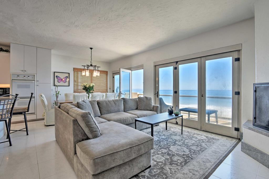 Beachfront Malibu House With 3 Decks, Jacuzzi, Sauna - thumb 3
