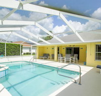 Beautiful  Sunny Pool Home with Golf View home - Tourism Bookings