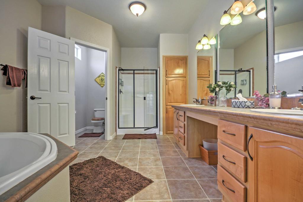 Beautiful Kanab Home - Walk To Downtown! - thumb 0