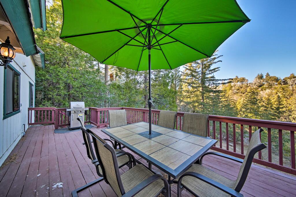 Beautiful Lake Arrowhead Home With 2 Decks & Views! - thumb 0