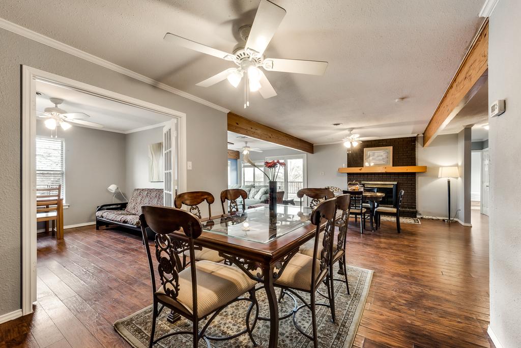 Beautiful Lake Lewisville Waterfront Retreat - thumb 2