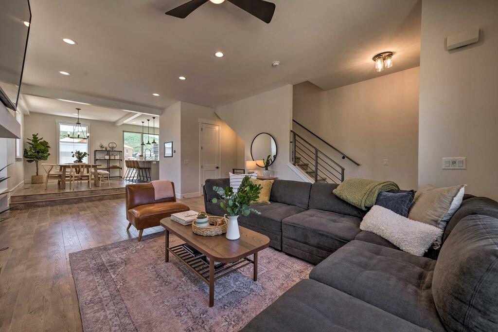 Beautiful Modern Townhome - 6 Mi To Park City! - thumb 0