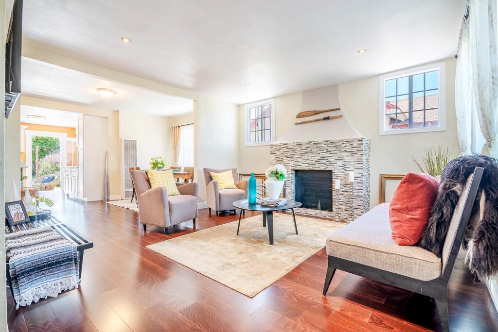 Beautifully Decorated Leimert Park Home Close To USC And LAX - thumb 0