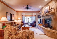 Beaver Creek Village 2 Bedroom Condo at The Charter Hot Tub  Heated Pool Hotels Santiago