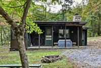 Bedford Cabin - Perfect for Hunting and Fishing Tourism Bookings