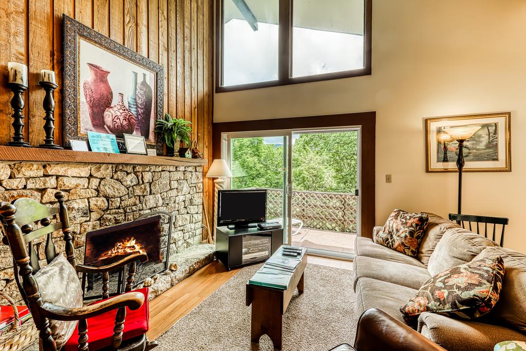 Bee Branch 11 - thumb 0