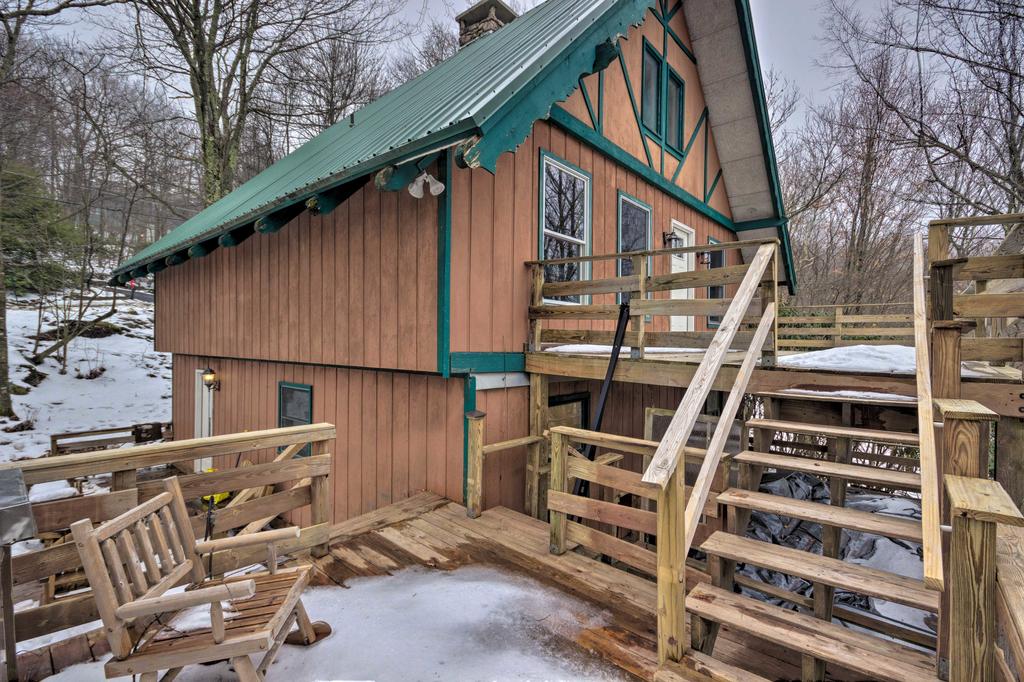 Beech Mtn Home -Fireplace, Deck, Trail Access - thumb 1