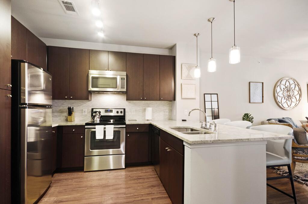 Bell Knox Apartments - thumb 2