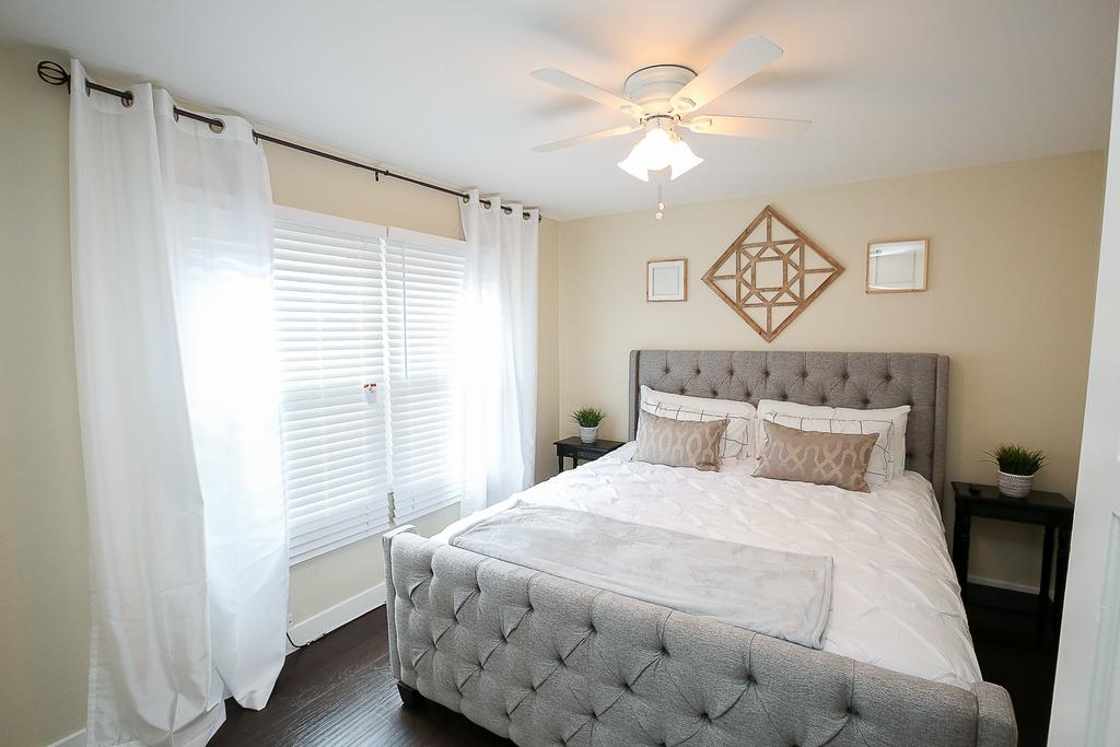 Belmont Heights Long Beach- King Bed - Fast WiFi - Free Parking - thumb 0