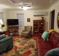 BELOW Apartment at Flossie's Corner - Tourism Bookings