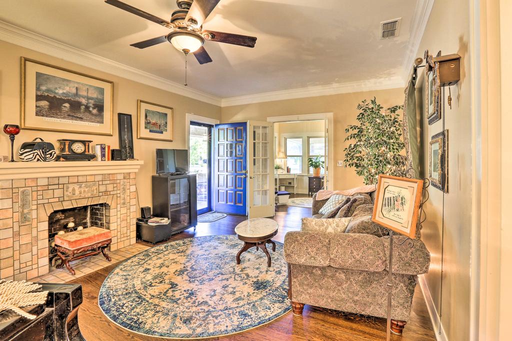 Berkley Bungalow With Yard, Near MSU And Sheppard AFB! - thumb 2