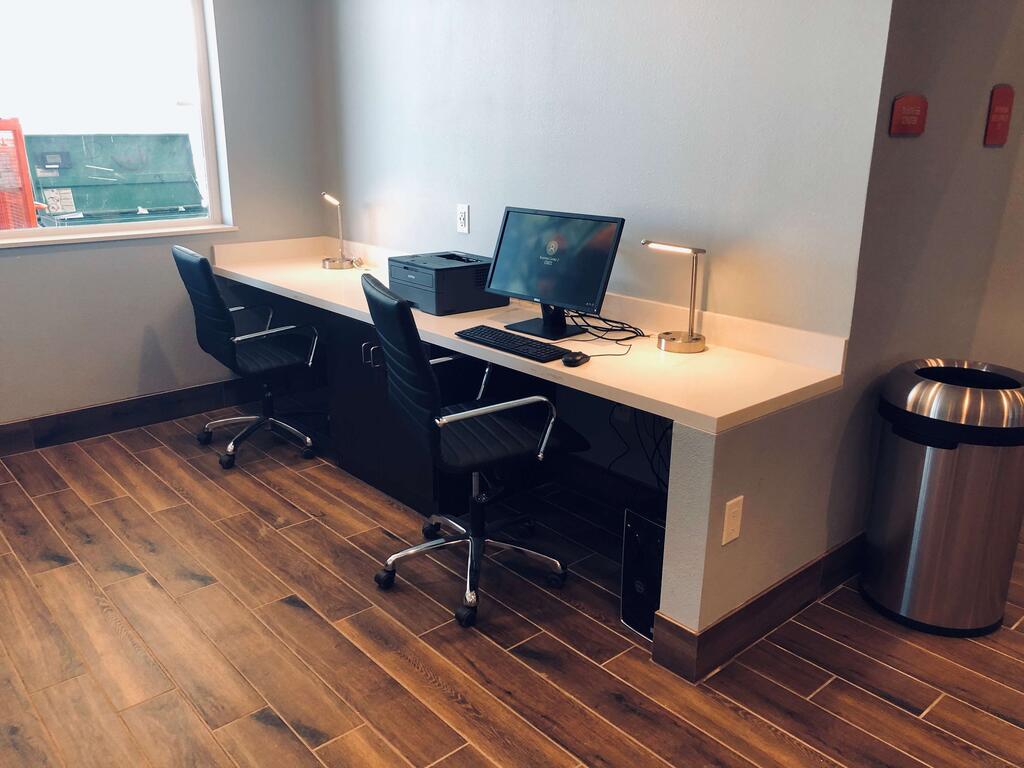 Best Western Plus Desert View Inn & Suites - thumb 0