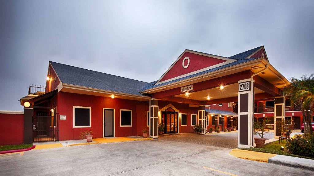 Best Western PLUS Edinburg Inn & Suites - thumb 1
