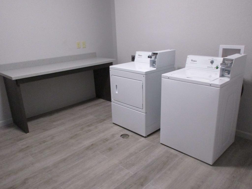 Best Western Plus Lonestar Inn & Suites - thumb 1