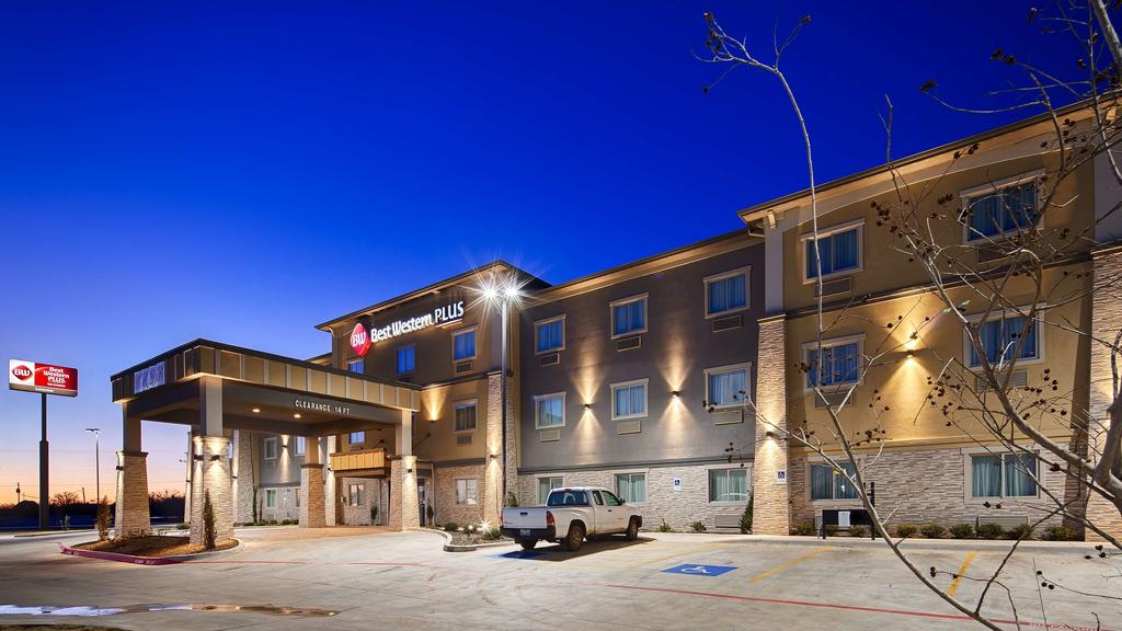 Best Western Plus Lonestar Inn & Suites - thumb 0