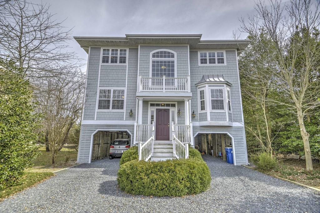 Bethany Beach House- 1000 Feet From The Ocean! - thumb 1