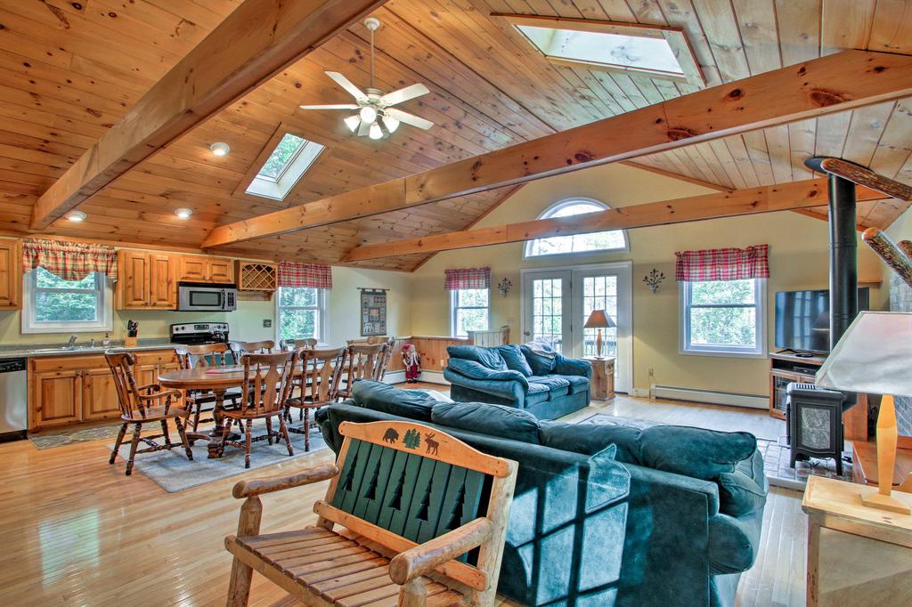 Bethel Chalet With Hot Tub - 3 Miles To Sunday River! - thumb 3