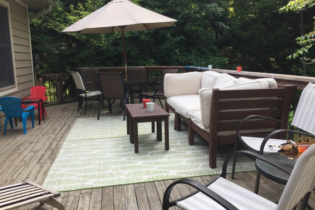 Betsie Woods - thumb 1