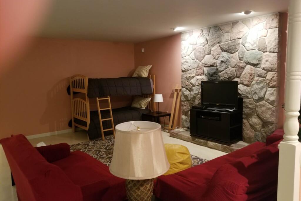 Betsie Woods - thumb 2