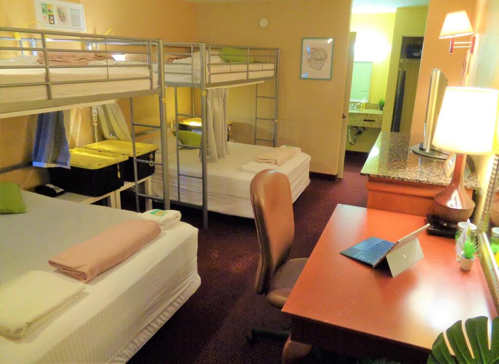 BHostels International Drive North - thumb 1