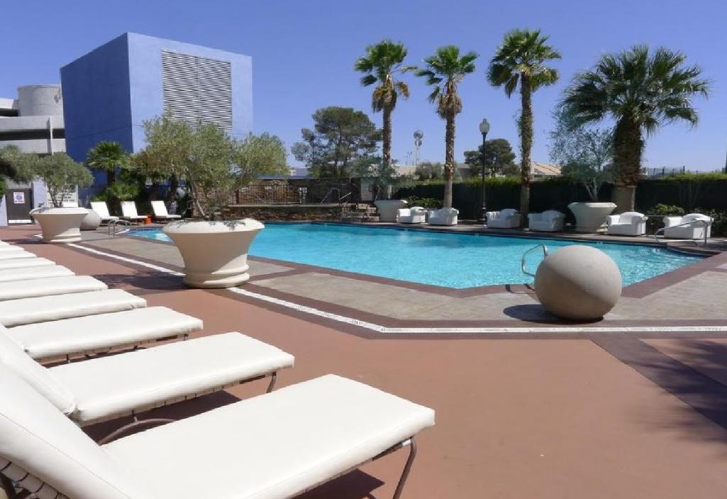 BHostels Las Vegas - thumb 0