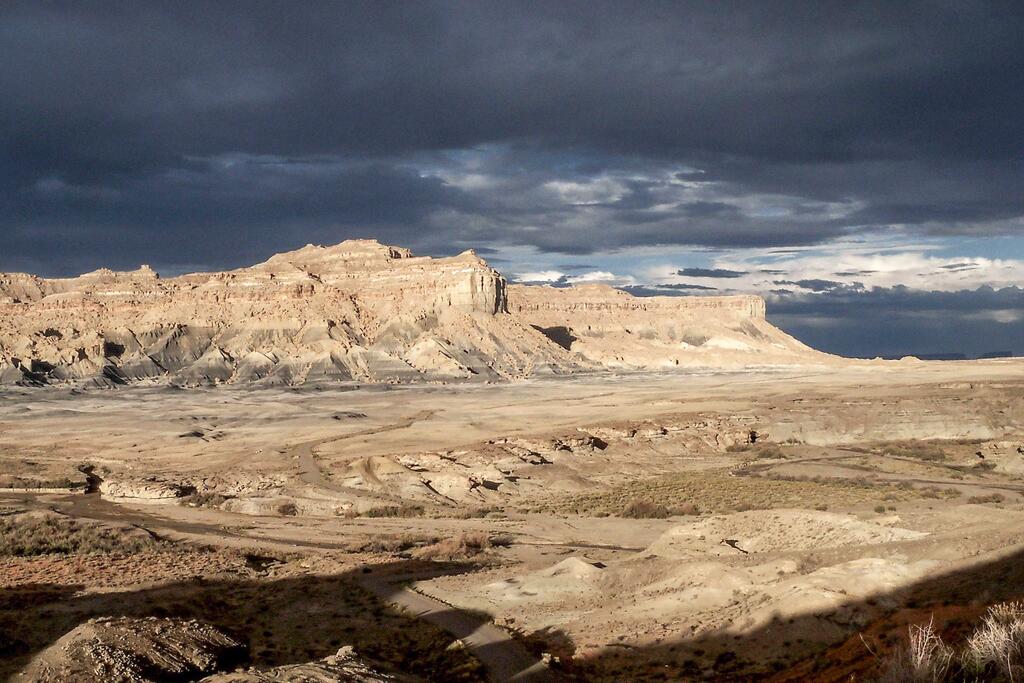 Big 5 Home Base With Fire Pit, 9 Mi To Lone Rock - thumb 1