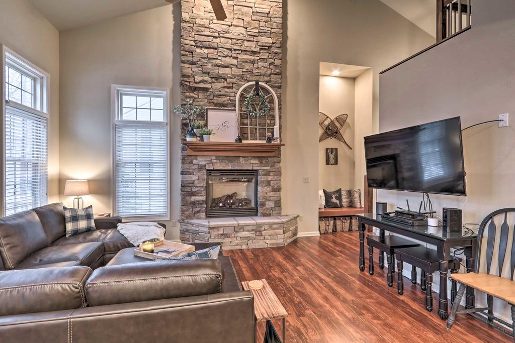 Big Boulder Mountain Townhome With Lake Club Access! - thumb 0