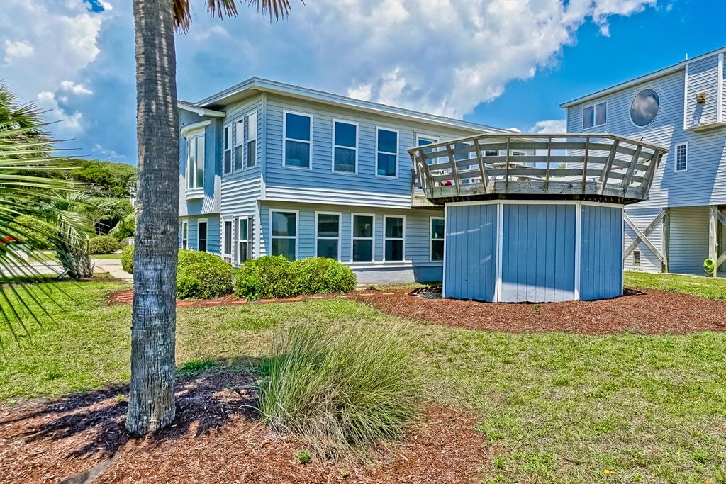 Bikini Tops & Flip Flops - thumb 0