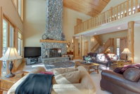 Black Butte Manor Bordering Forest Tourism Bookings