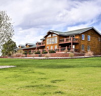 Black Hills Log Cabin with Private Pool  Game Room - Tourism Bookings